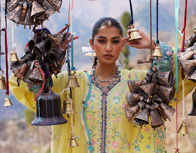 Distinctive Style, Timeless Femininity